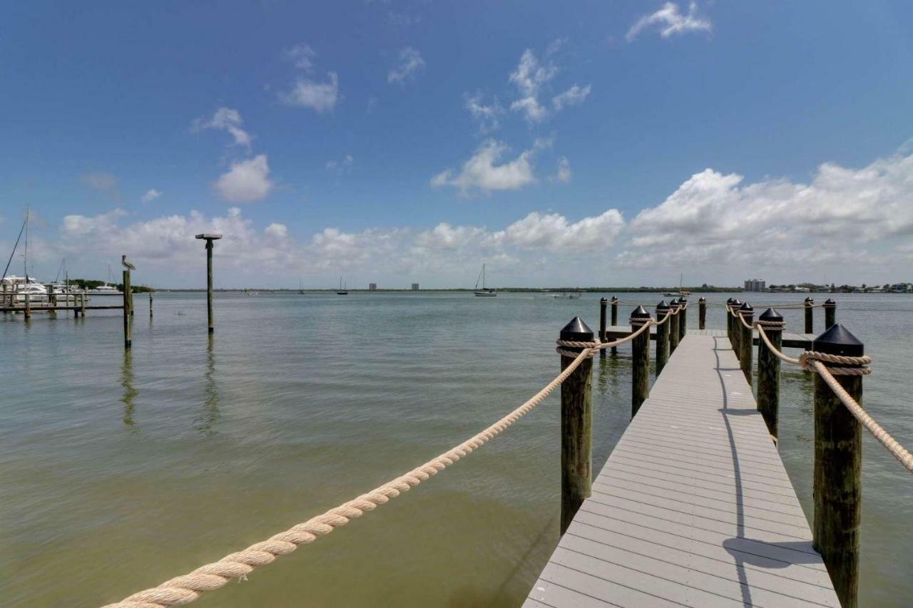 Estero Island Apartment With Boat Dock Fort Myers Beach Ngoại thất bức ảnh
