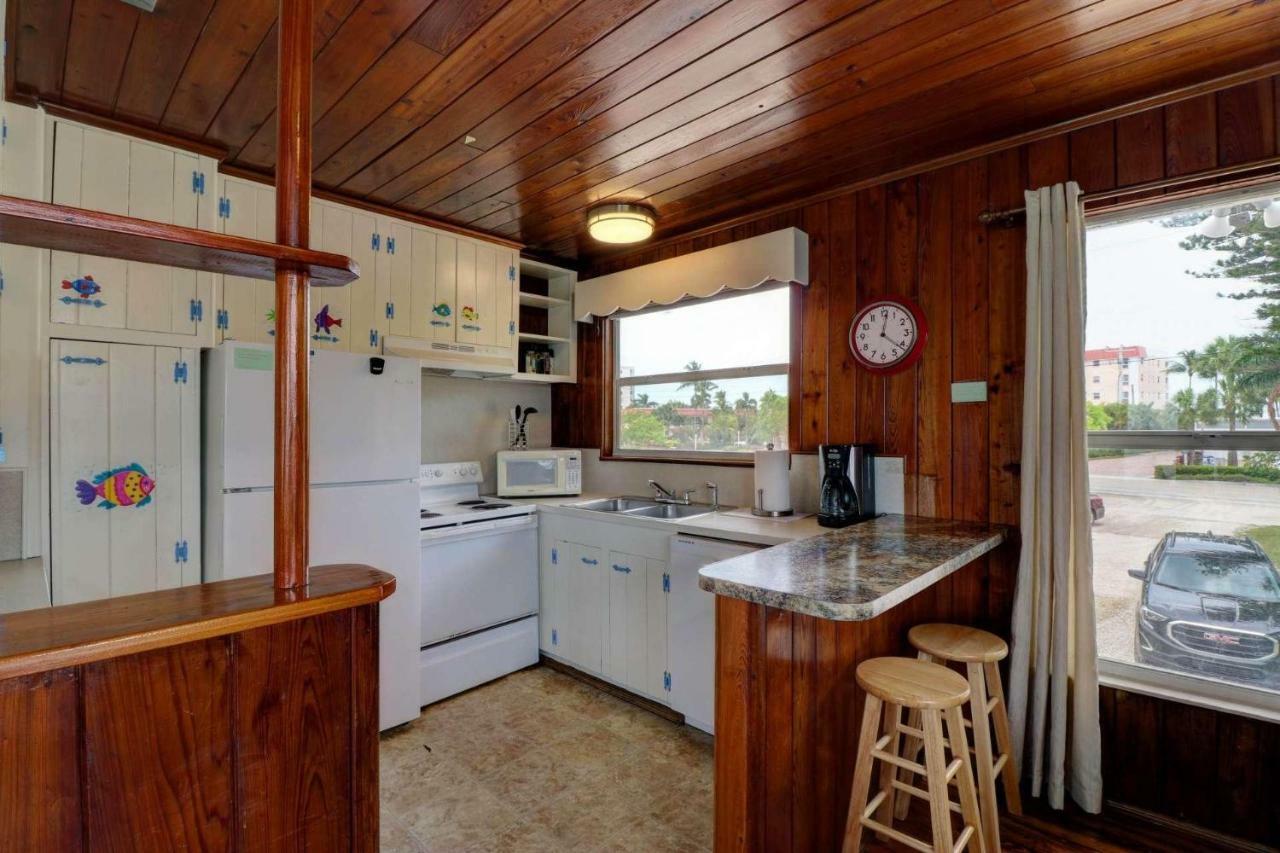 Estero Island Apartment With Boat Dock Fort Myers Beach Ngoại thất bức ảnh