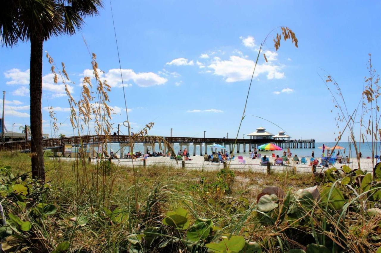 Estero Island Apartment With Boat Dock Fort Myers Beach Ngoại thất bức ảnh